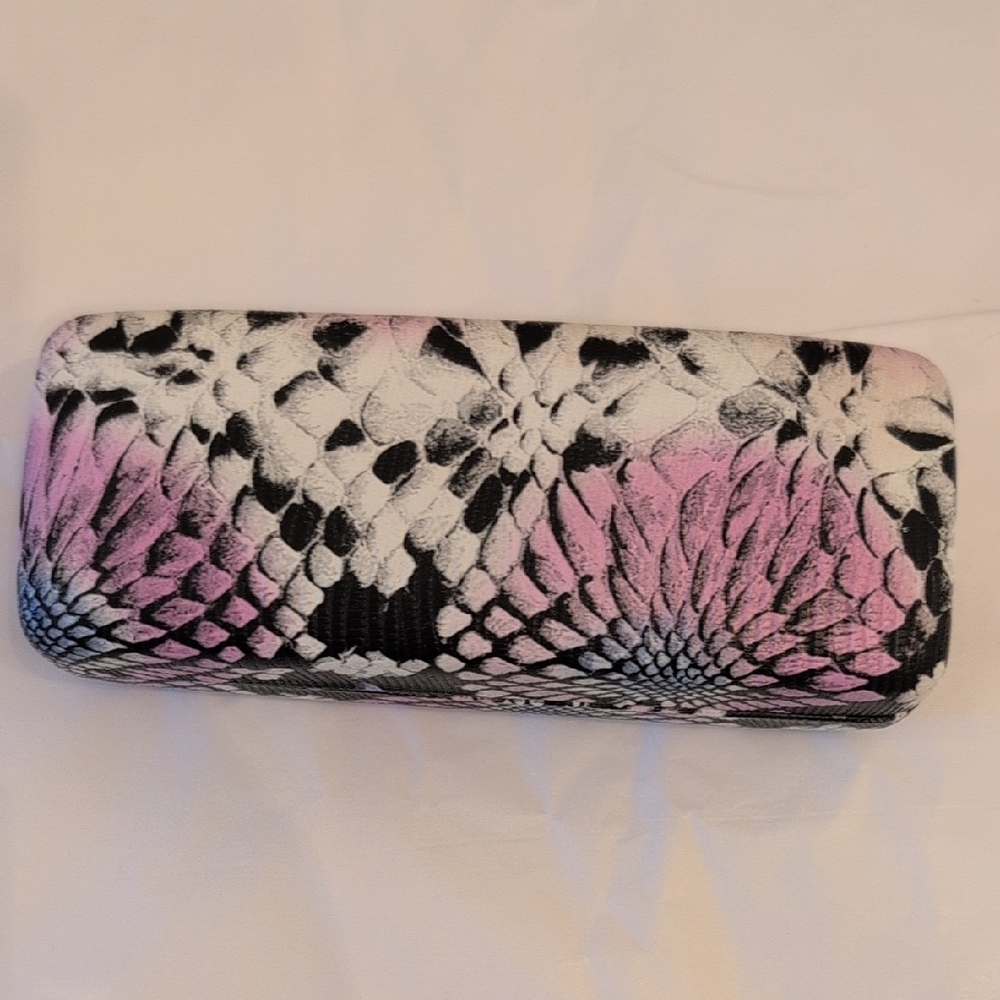 Max Studio Gray/Black/White/Pink Floral Pattern Glasses Case